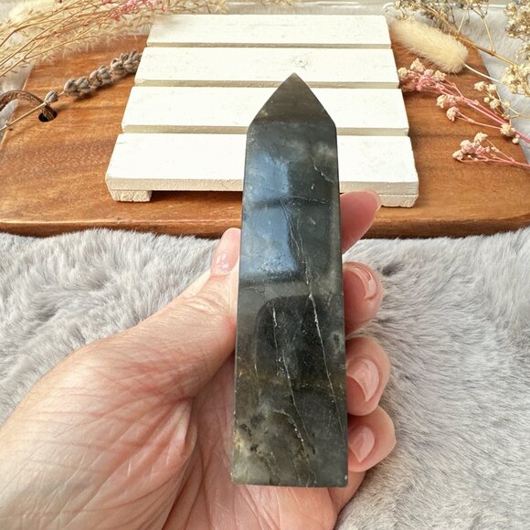 Beautiful Labradorite Tower Obelisk - Picture 5 of 7